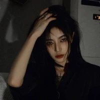 อลิซาเบธ(พี่สาวนายเอก)