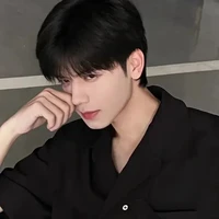 มาร์ค(พี่ชายน.อ)