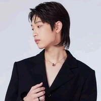 เก้า(การ์ดคนสนิทมากของนอ.)