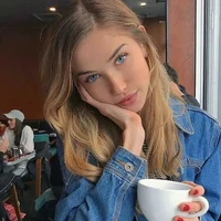 𝑳𝒖𝒂𝒏𝒂
