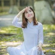 พลอย