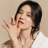 song hye kyo (eomma bts)
