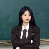 ซอยอน {เพื่อนในห้อง}