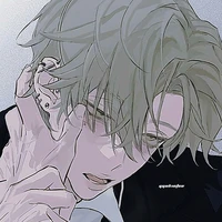เพื่อนสมัยมัธยม "อากิ"