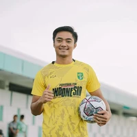 Ernando Ari Sutaryadi (Nando)