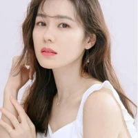 Ny. Gina Ardellian [ Bunda ]