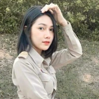 เหมย(ครูประจำชั้นม.5)