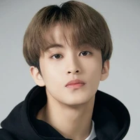 MARK LEE
