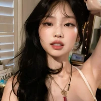 sexy author😘