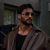 Demir Bayrak