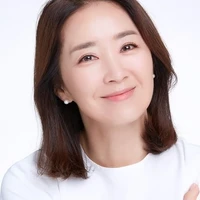 lalita(mamah stefanie dan raisa)