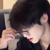 กร(เพื่อนแบม)