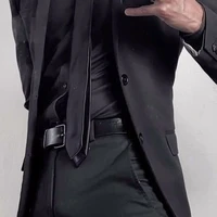 มาร์ค(การ์ดคนสนิทพ่อน.อ)