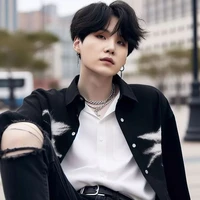 Min Yoongi {suga}(MC