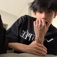 อเล็กซ์(เพื่อนในห้อง)