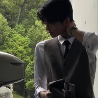 เกมส์ ( พระเอก )