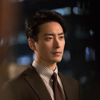 วรุณ (พ่อพระเอก)