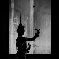ผี