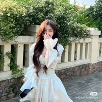 พลอย:นิเทศ