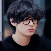 kim taeyhung (tae)