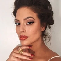 Lauren Lucchese (Venice stepmother)