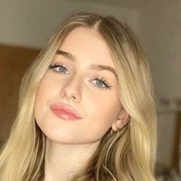Nina (chase secretary)