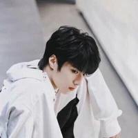 刘耀文(หลิวเย่าเหวิน)พอ.