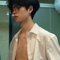 คิว(เพื่อนพระเอก)