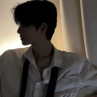 สกาย(เพื่อนพระเอก)