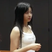 พลอย