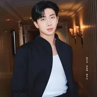 Jeon Namjoon/CEO/Elder bro/Alpha/