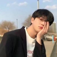 ตะวัน(นายเอก)​♥️💐