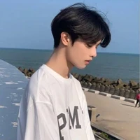 มิกซ์​(เพื่อนนายเอก)​