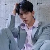 เป่ยอี้[ประธาน]
