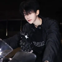 เทรนเนอร์(เพื่อนนายเอก)