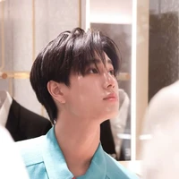 Toey(แชทเต้ย)