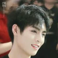 หวังฮ่าวเซวียน(พี่รองพ.อ)