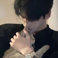 คิม[รุ่นพี่+พ.อ8]
