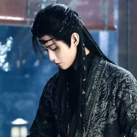 หลีเหว่ย//ข้ารับใช้พ่อพระเอก