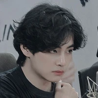 Kim Taehyung | 26 | Alpha