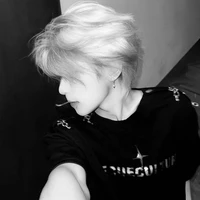 คิม พ.อ.