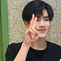 เรน(เพื่อนน.อ)😘