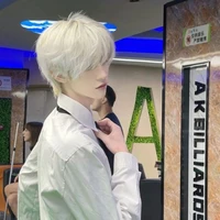 นนท์(พ.อ2+ประธานนักเรียน)