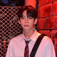 วิศรุต(ประธานนักเรียน)​