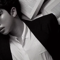 𝑉𝑎𝑚𝑝𝑖𝑟𝑒