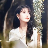 Jeon I.U {Queen of Russia}