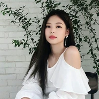 Jeon Jennie {princess of Russia}