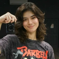 Yuri Zhang/mc girlie