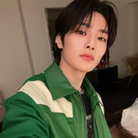 yang jeongin (gamma)