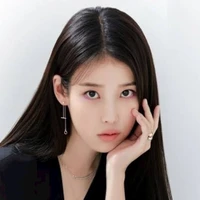IU